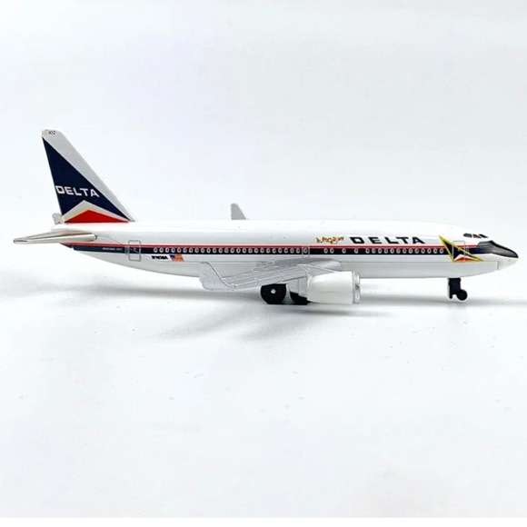 Delta model plane - Picture 3 of 6